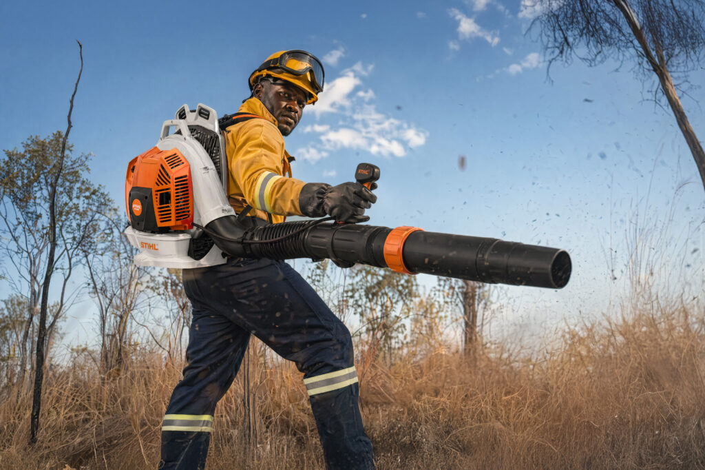 The BR range features anti-vibration systems and ergonomic harnesses to reduce operator fatigue